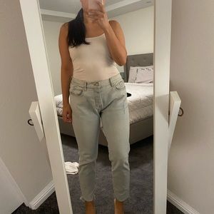 Light blue slouchy boyfriend jeans